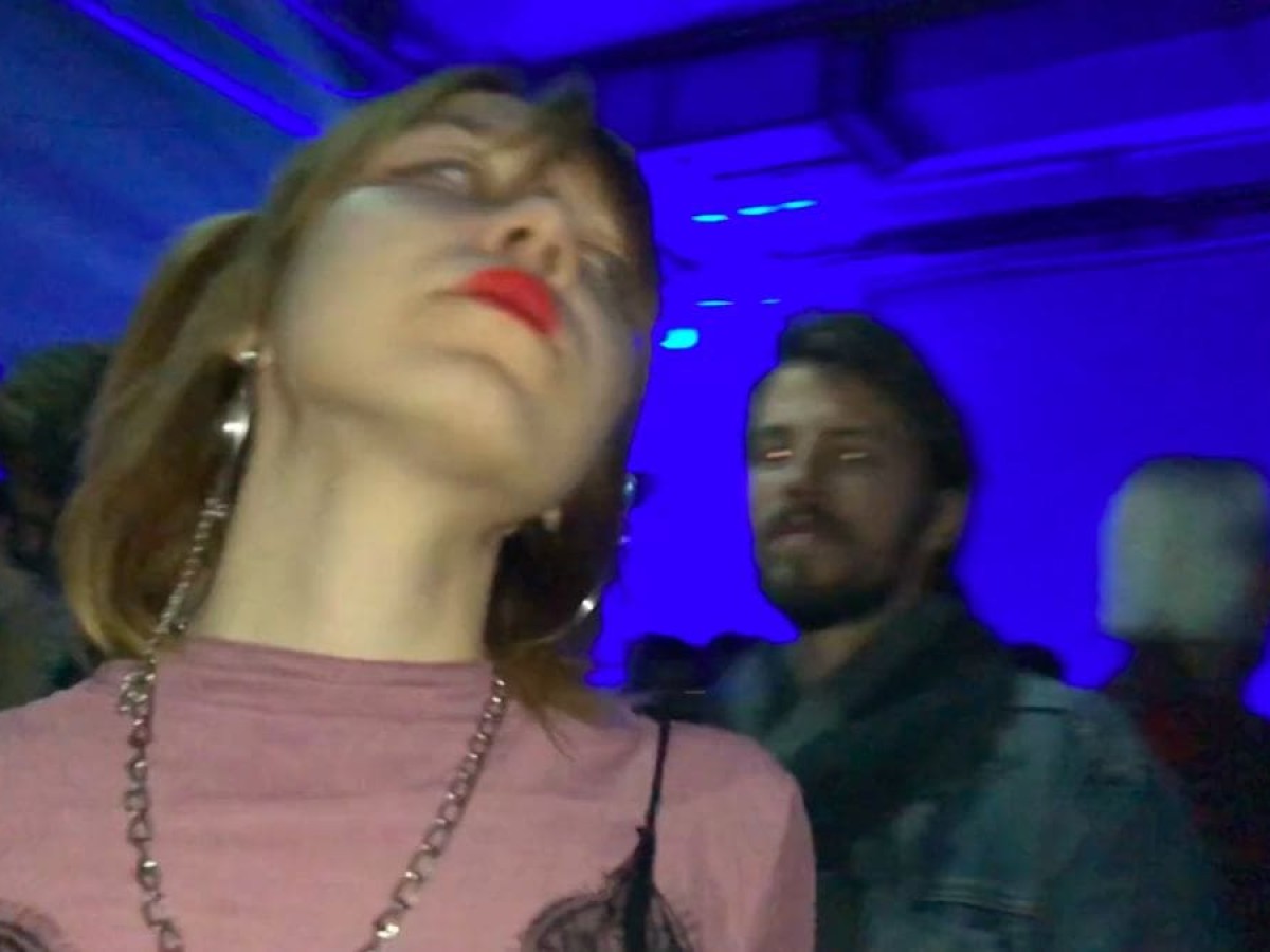 LOLOLOL, 2020, Kurdwin Ayub (Foto: Caroline Bobek)