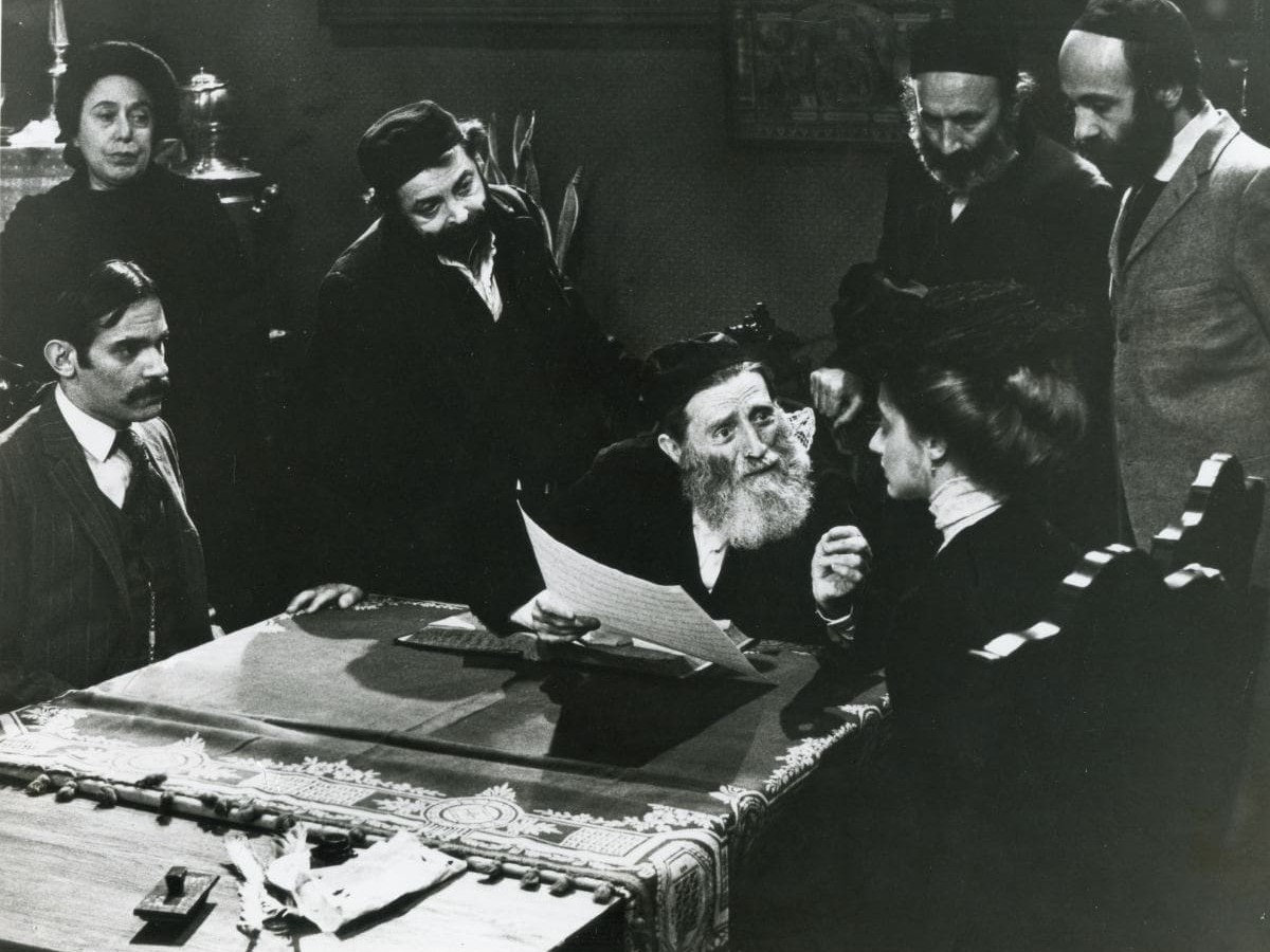 Hester Street, 1975, Joan Micklin Silver