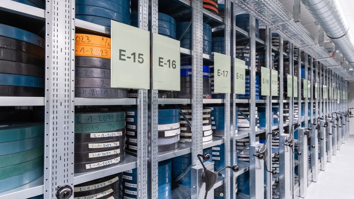 Filmlager im Filmmuseum LAB (Foto: ÖFM © Eszter Kondor)