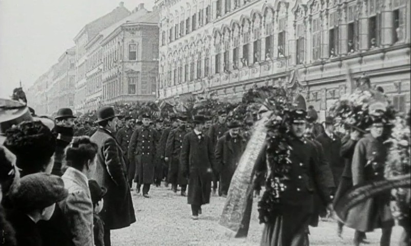 Das Leichenbegängnis des Reichstagsabgeordneten Franz Schuhmeier, 1913