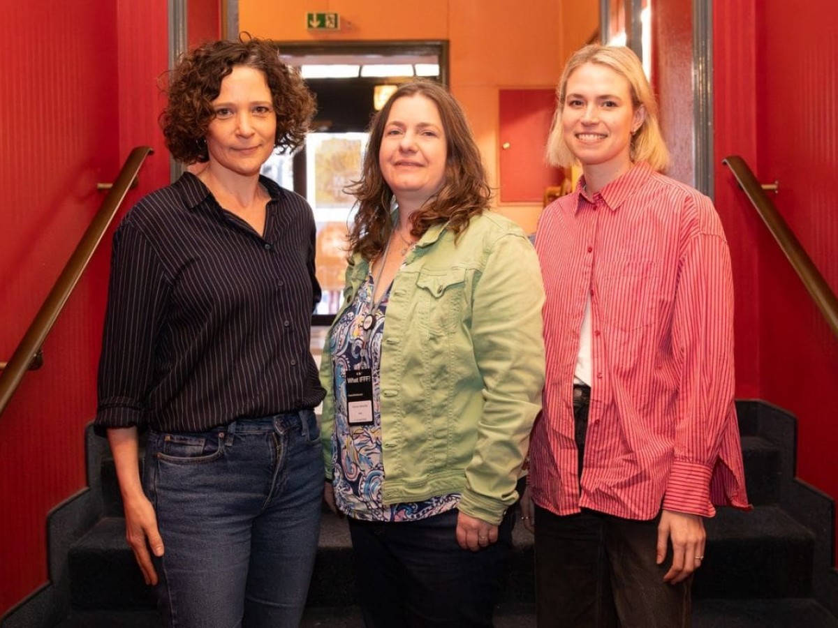 Anna Dohnalek mit Jury-Kolleginnen Katja Hevemeyer (links) und Simone Häberling (Mitte) beim Internationalen Frauen Film Fest Dortmund + Köln © Julia Reschucha