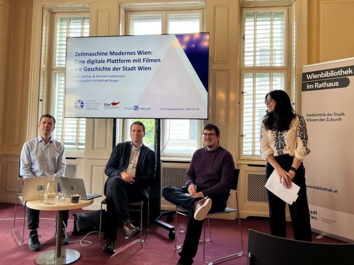 Michael Loebenstein und Ingo Zechner: Projektpräsentation "Vienna Time Machine / Zeitmaschine modernes Wien" in der Wienbibliothek, Mai 2025 (Foto: Franz Ganglmayer / Wienbibliothek im Rathaus)