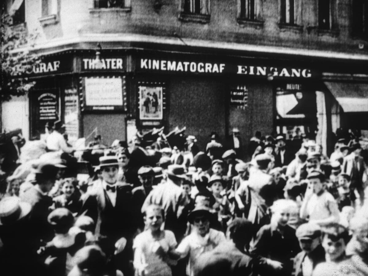 Welt Spiegel Kino, 2005, Gustav Deutsch